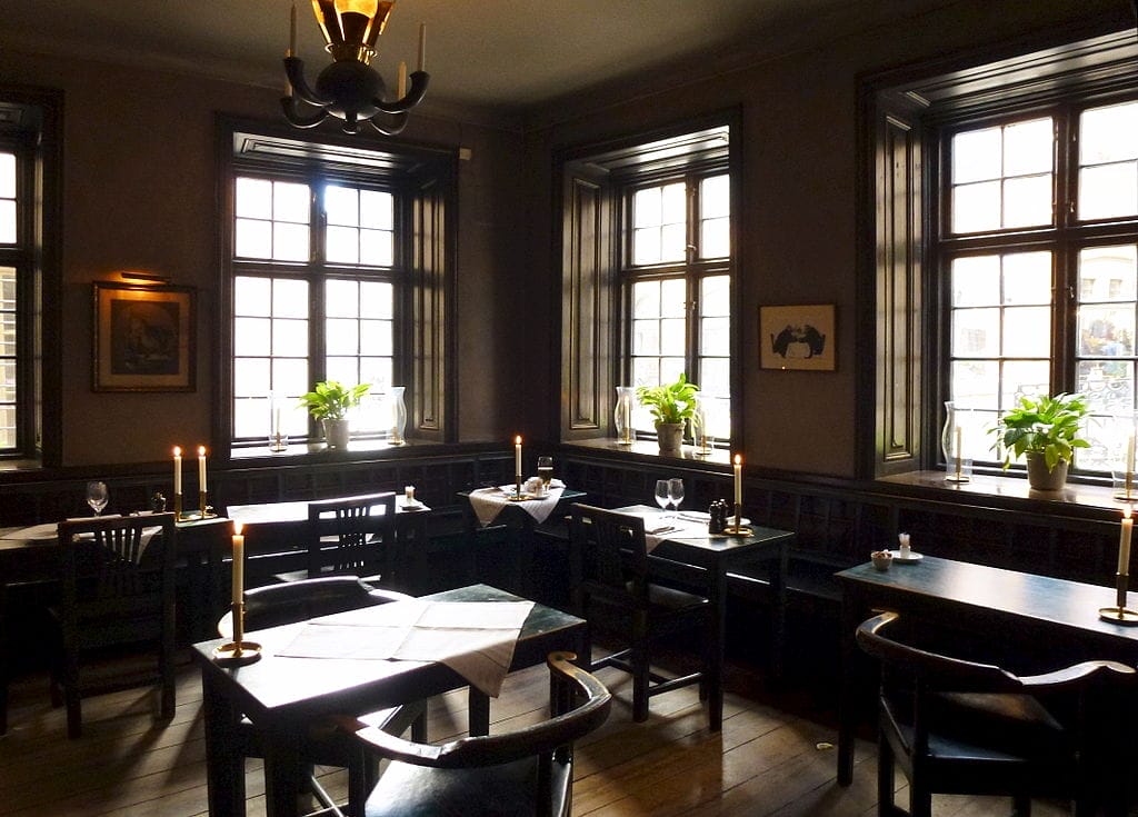 1024px-Den_Gyldene_Freden_2013e