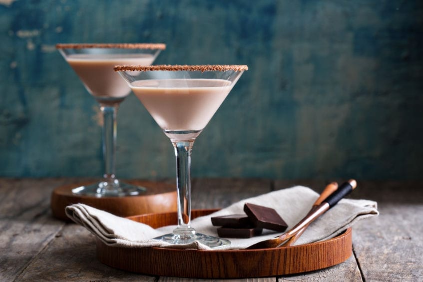 45656019 - chocolate martini coctail made from chocolate, cream and vodka