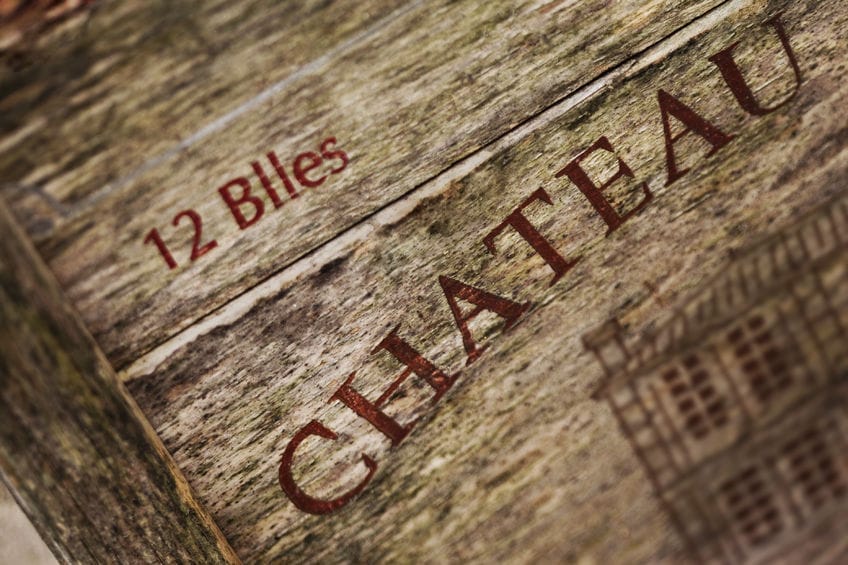 86104903 - close up of a sign on a wooden wine box